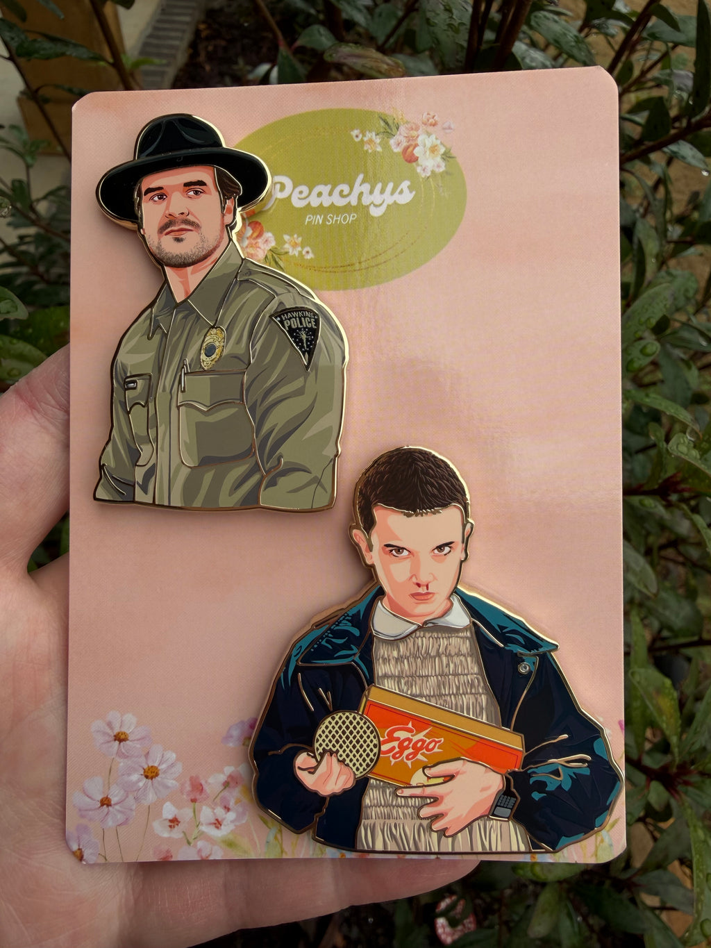 El & Hopper stranger things Half Body Pins