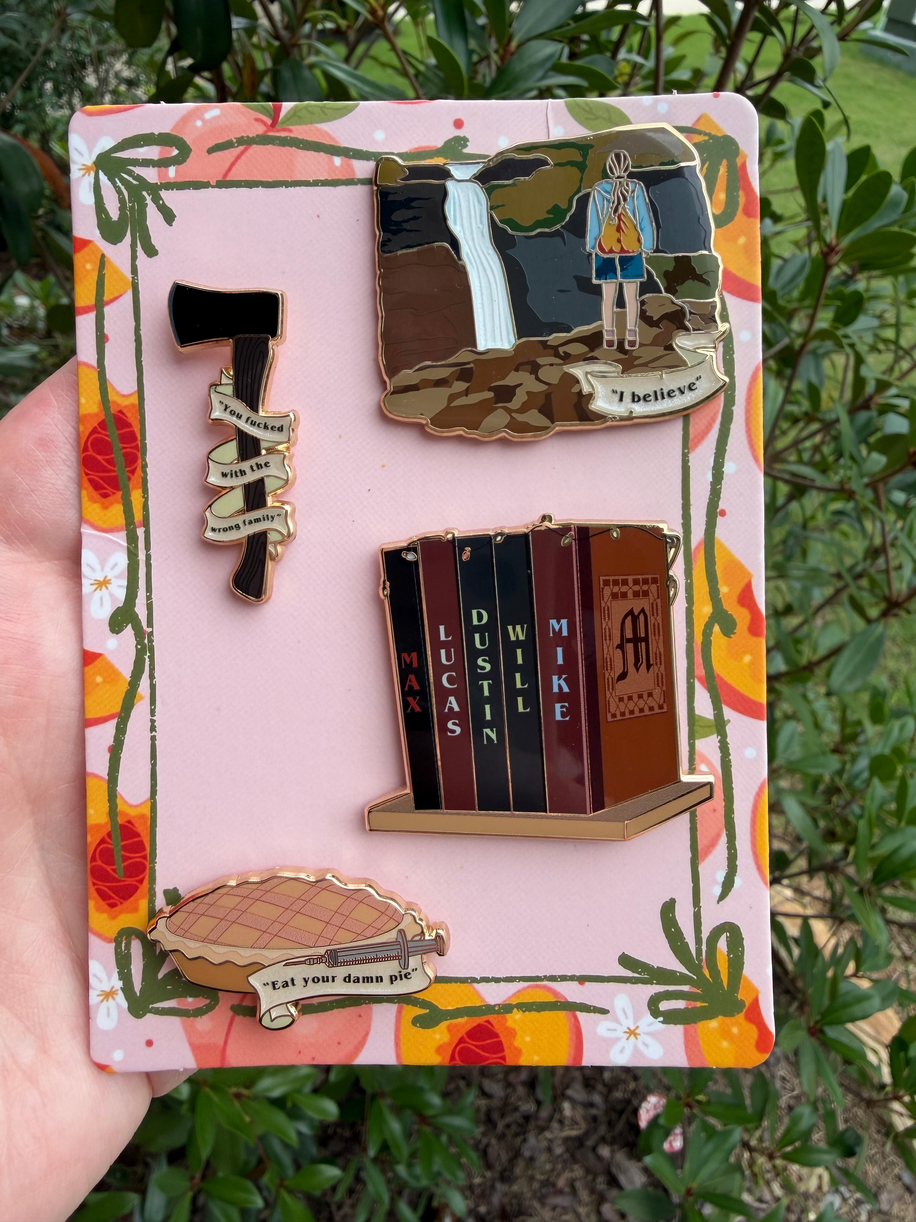 Stranger Things 4 Pin Set/Individuals