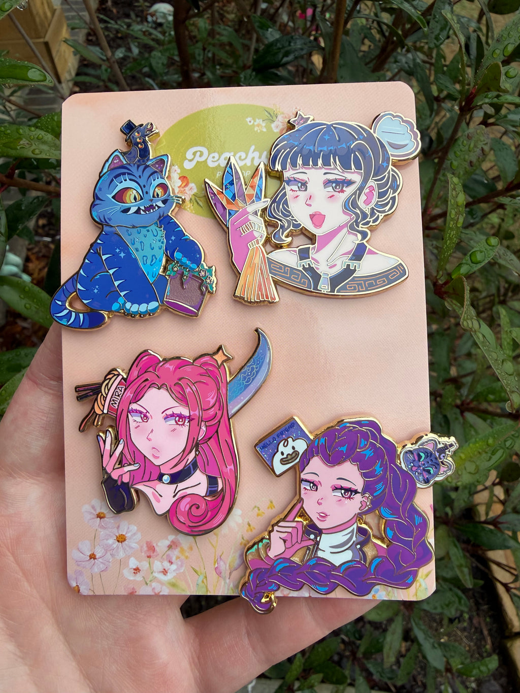 KPOP Demon Hunters 4 pin sets/individuals